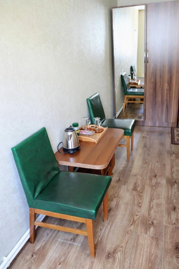 Hotel Nestt Kasbegi Buitenkant foto