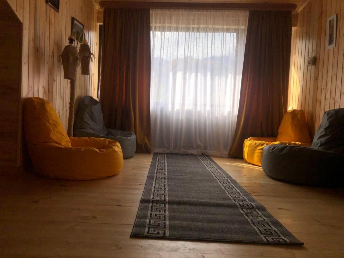 Hotel Nestt Kasbegi Buitenkant foto